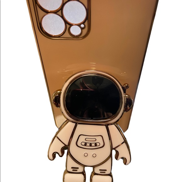 iPhone case for 13/13 pro max /12/12pro max only - Picture 7 of 9